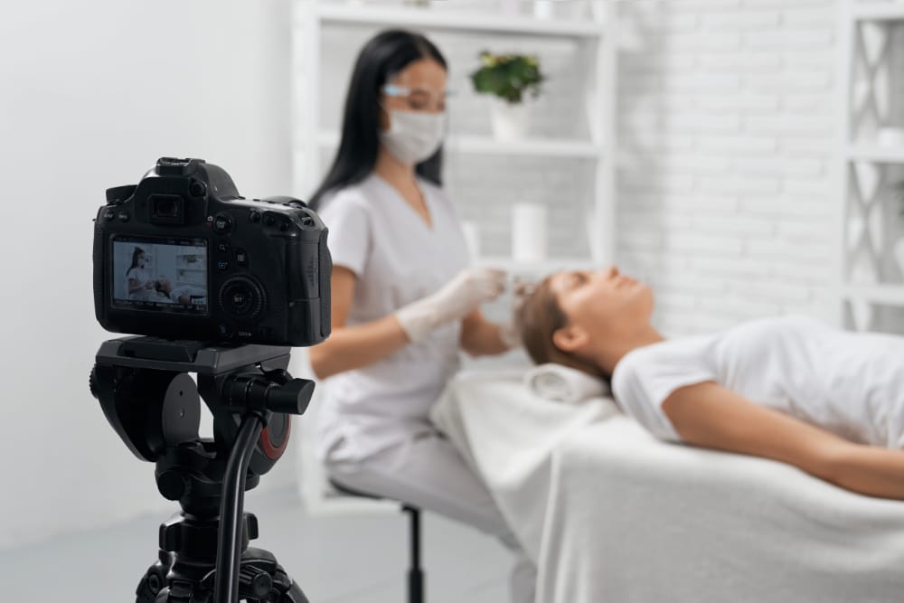 beautician-skin-procedure-on-camera